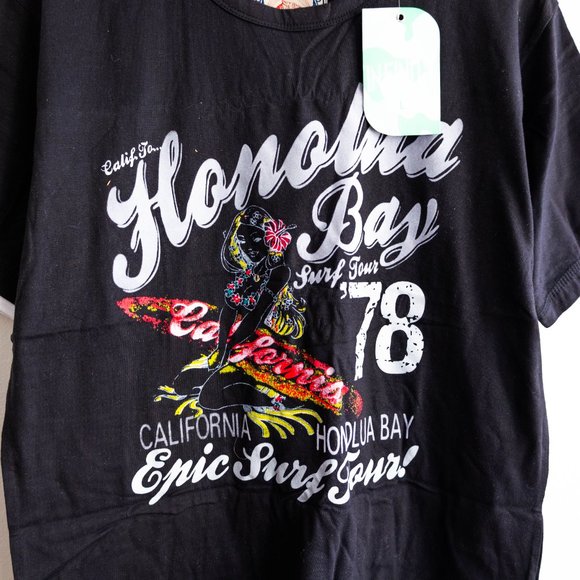 NWT Infinity Honolulu Hawaii Print Tee - Picture 3 of 6
